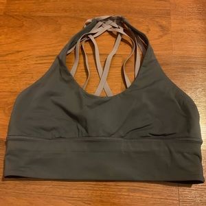 Lululemon Free to be Moved bra